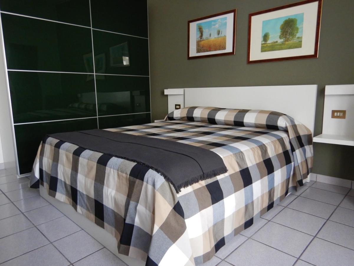 3Per3 Bed & Breakfast Busto Arsizio Exterior photo